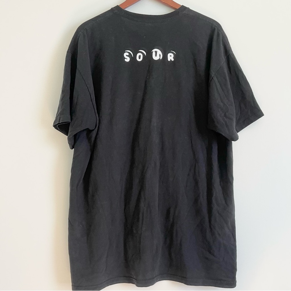Olivia Rodrigo Concert Tee Shirt Sour Tour Merch Black with Photo Graphic XL - Picture 5 of 6
